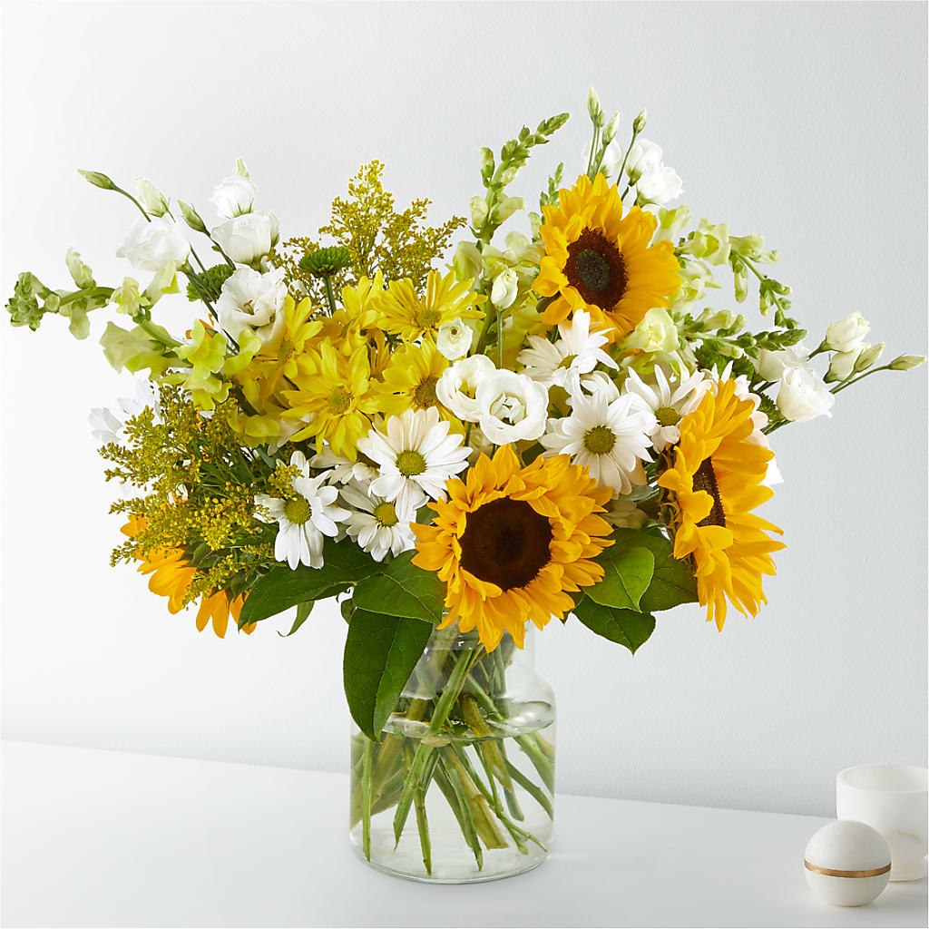Hello Sunshine Bouquet – Sb Floral Too, Davenport IA
