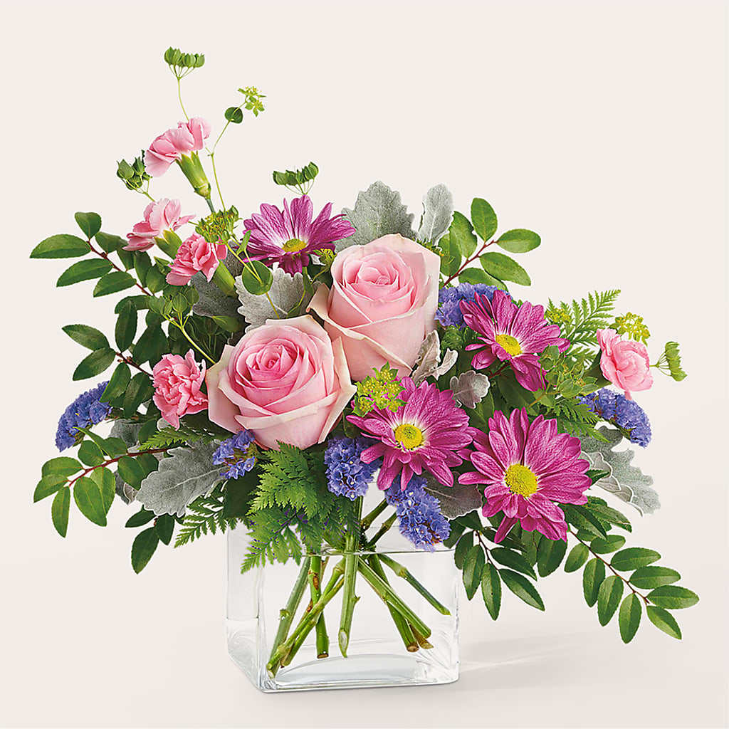 Starlet Bouquet – Sb Floral Too, Davenport IA