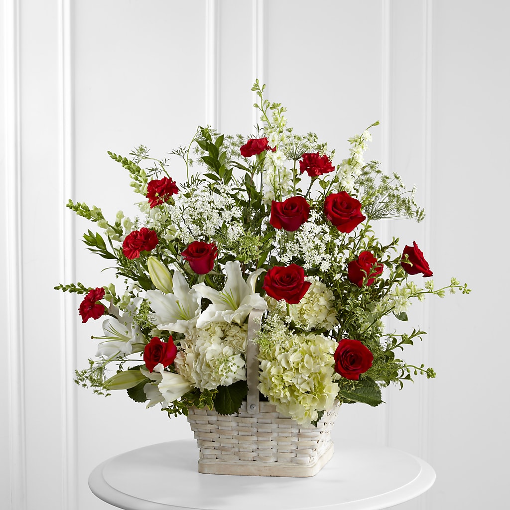 In Loving Memory Arrangement – Sb Floral Too, Davenport IA