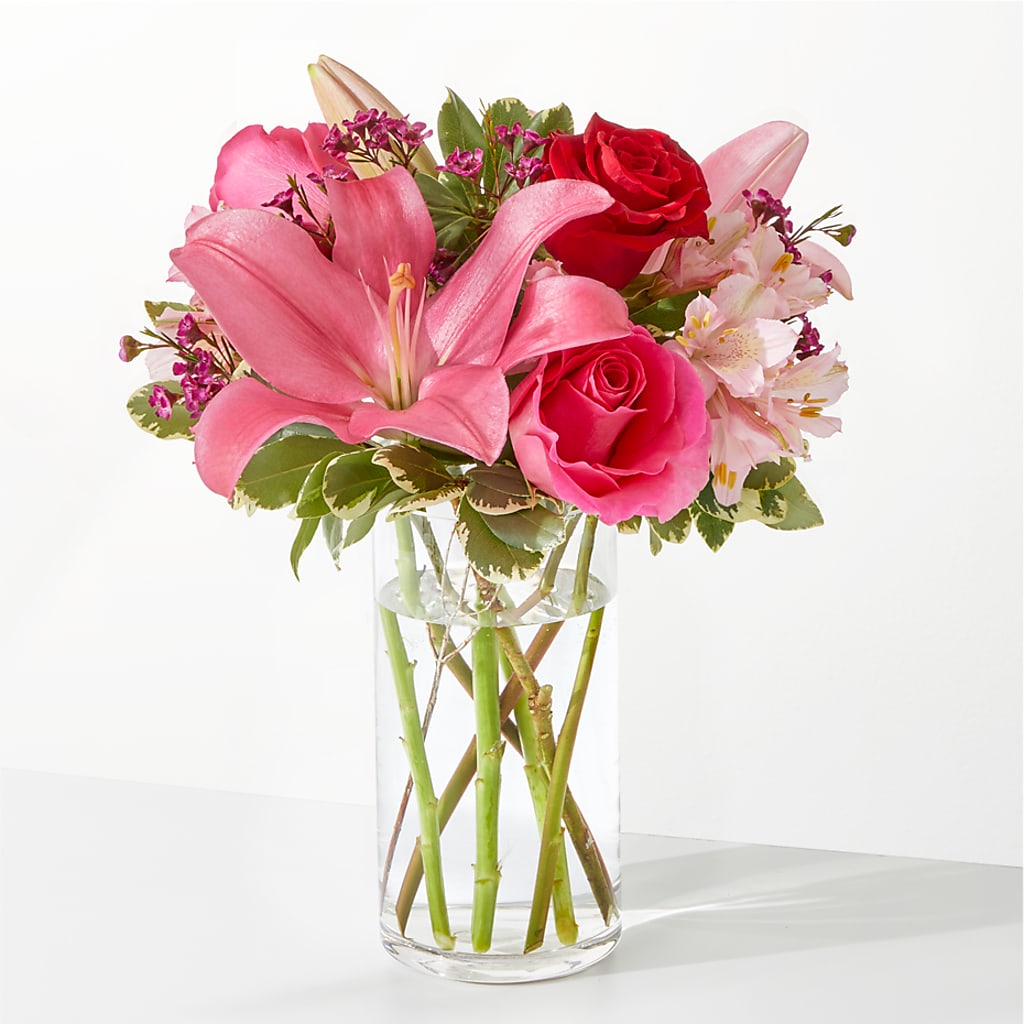 Lucky in Love Bouquet – Sb Floral Too, Davenport IA