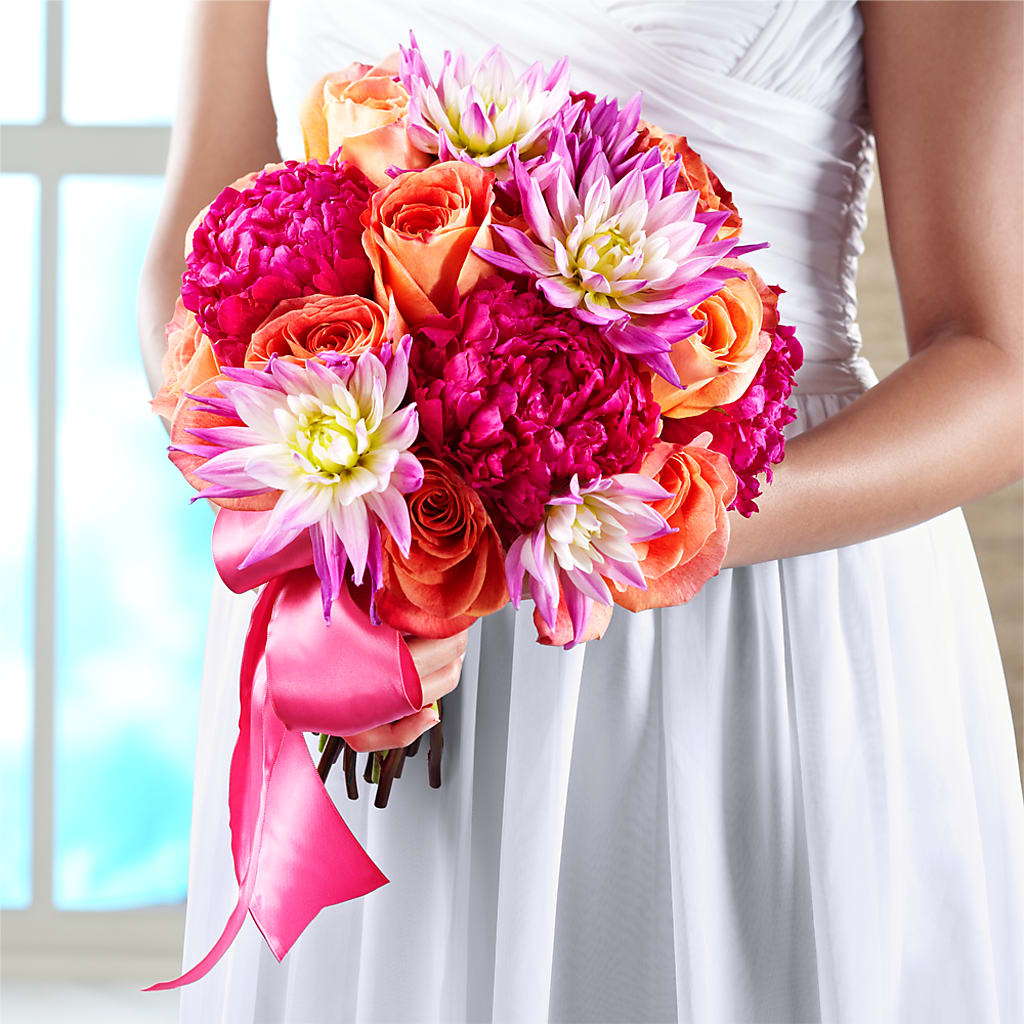 New Love Bouquet – Sb Floral Too, Davenport IA