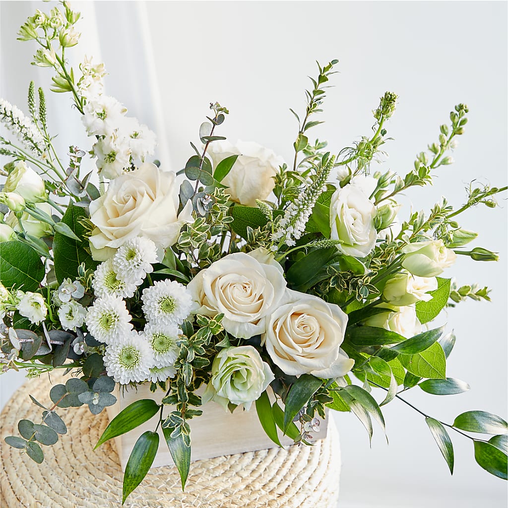 Cashmere Bouquet –  Sb Floral Too, Davenport IA
