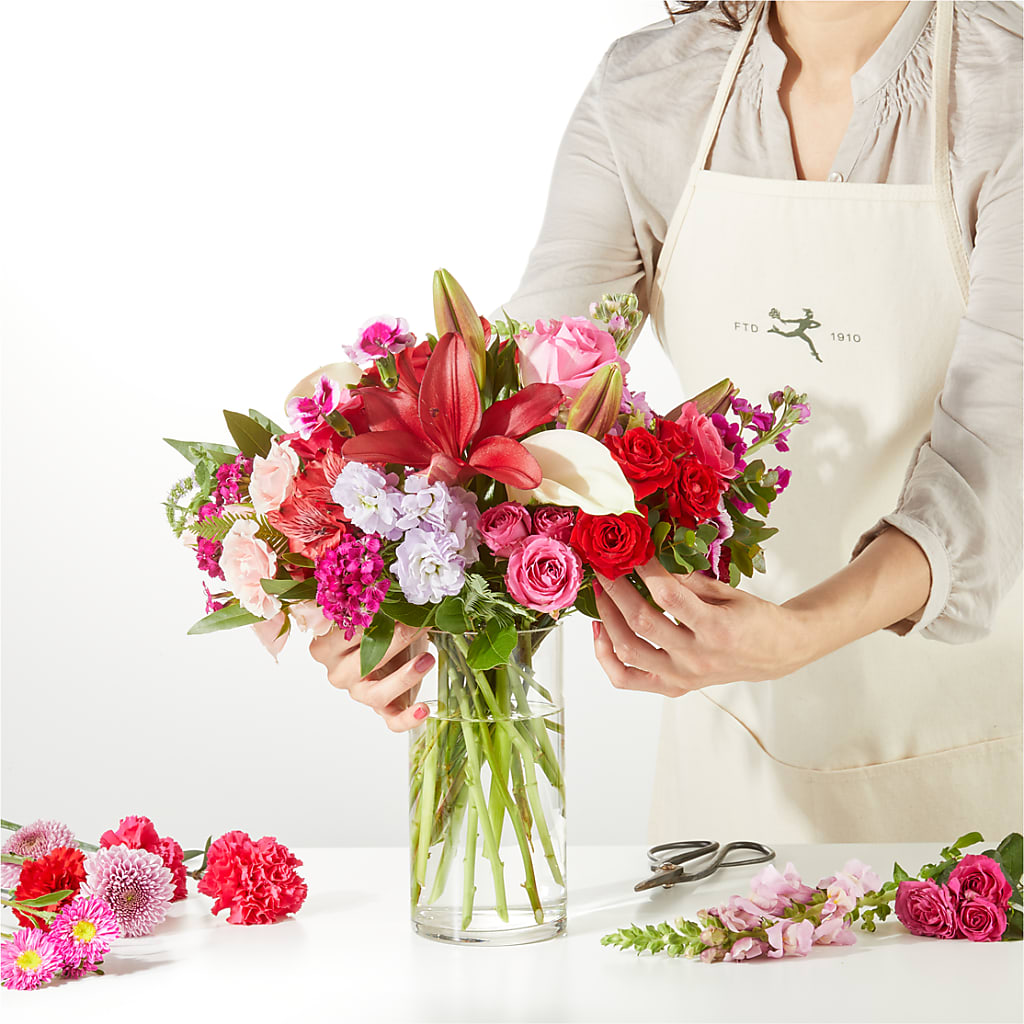 Swooning Over You - A Luxury Florist Original –  Sb Floral Too, Davenport IA