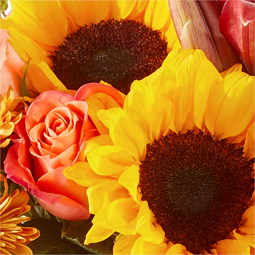 Acorn Lane Bouquet –  Sb Floral Too, Davenport IA