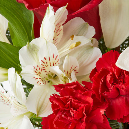 Holiday Season Bouquet –  Sb Floral Too, Davenport IA