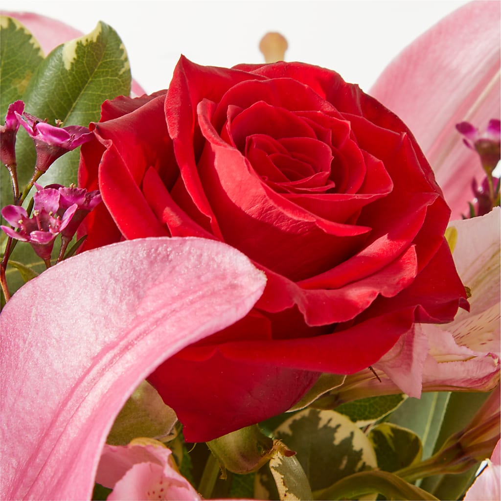 Lucky in Love Bouquet –  Sb Floral Too, Davenport IA