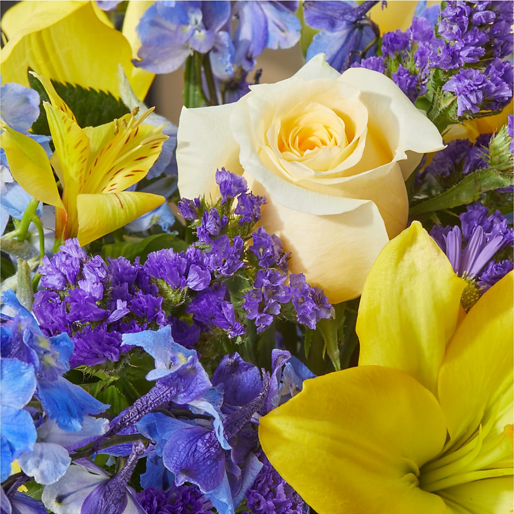Limoncello Bouquet –  Sb Floral Too, Davenport IA