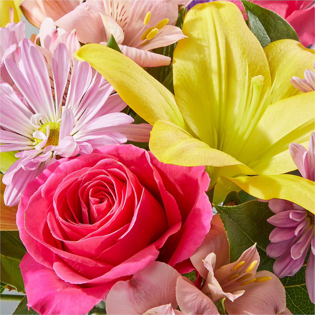 Sprinkles Bouquet –  Sb Floral Too, Davenport IA
