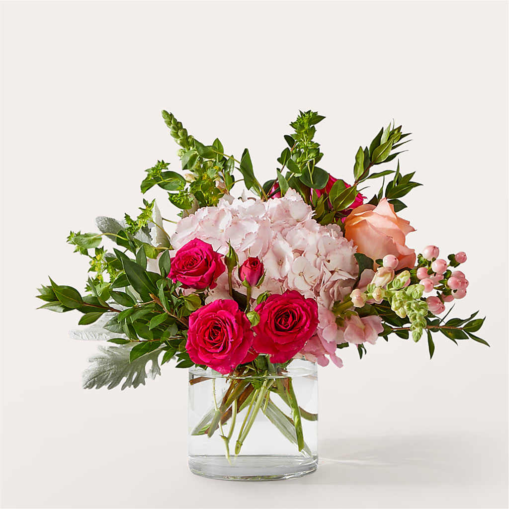 Glitz & Glam Bouquet –  Sb Floral Too, Davenport IA