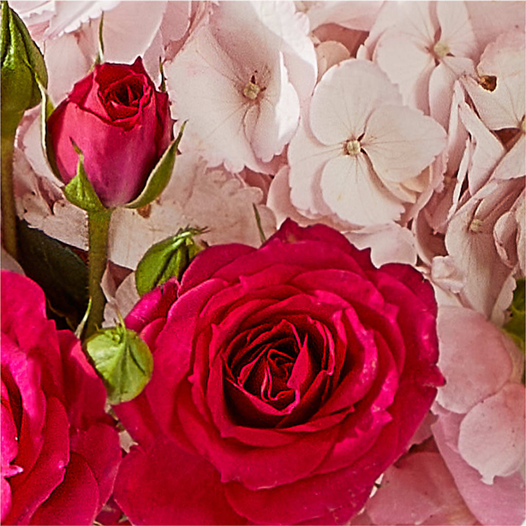Glitz & Glam Bouquet –  Sb Floral Too, Davenport IA